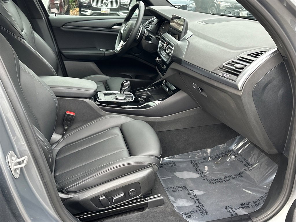 Used 2024 BMW X3 xDrive30i image 12