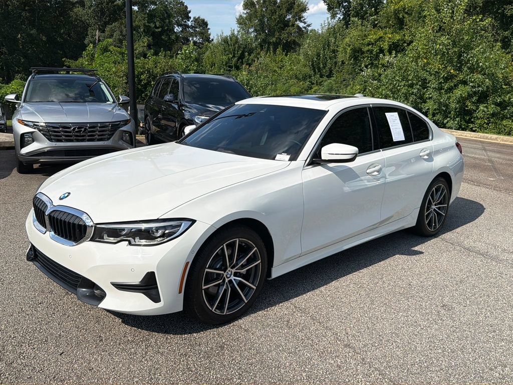Used 2022 BMW 330i Sedan w/ Driving Assistance Package RWD image 3