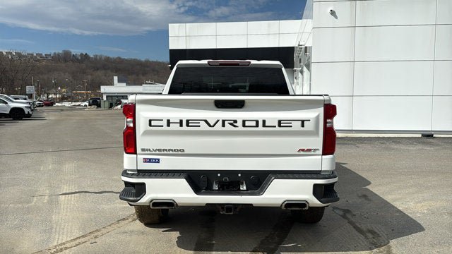 Used 2022 Chevrolet Silverado 1500 RST AWD/4WD image 7