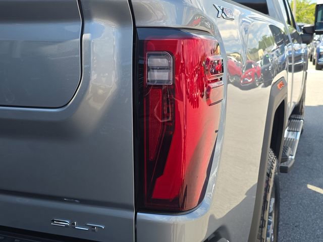 New 2025 GMC Sierra 2500 SLT w/ SLT Premium Package image 8