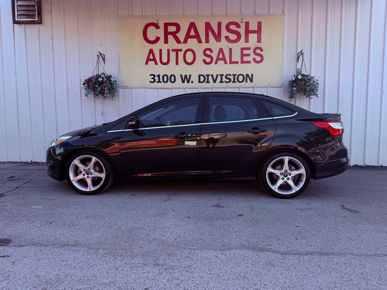 Used 2012 Ford Focus Titanium FWD image 6