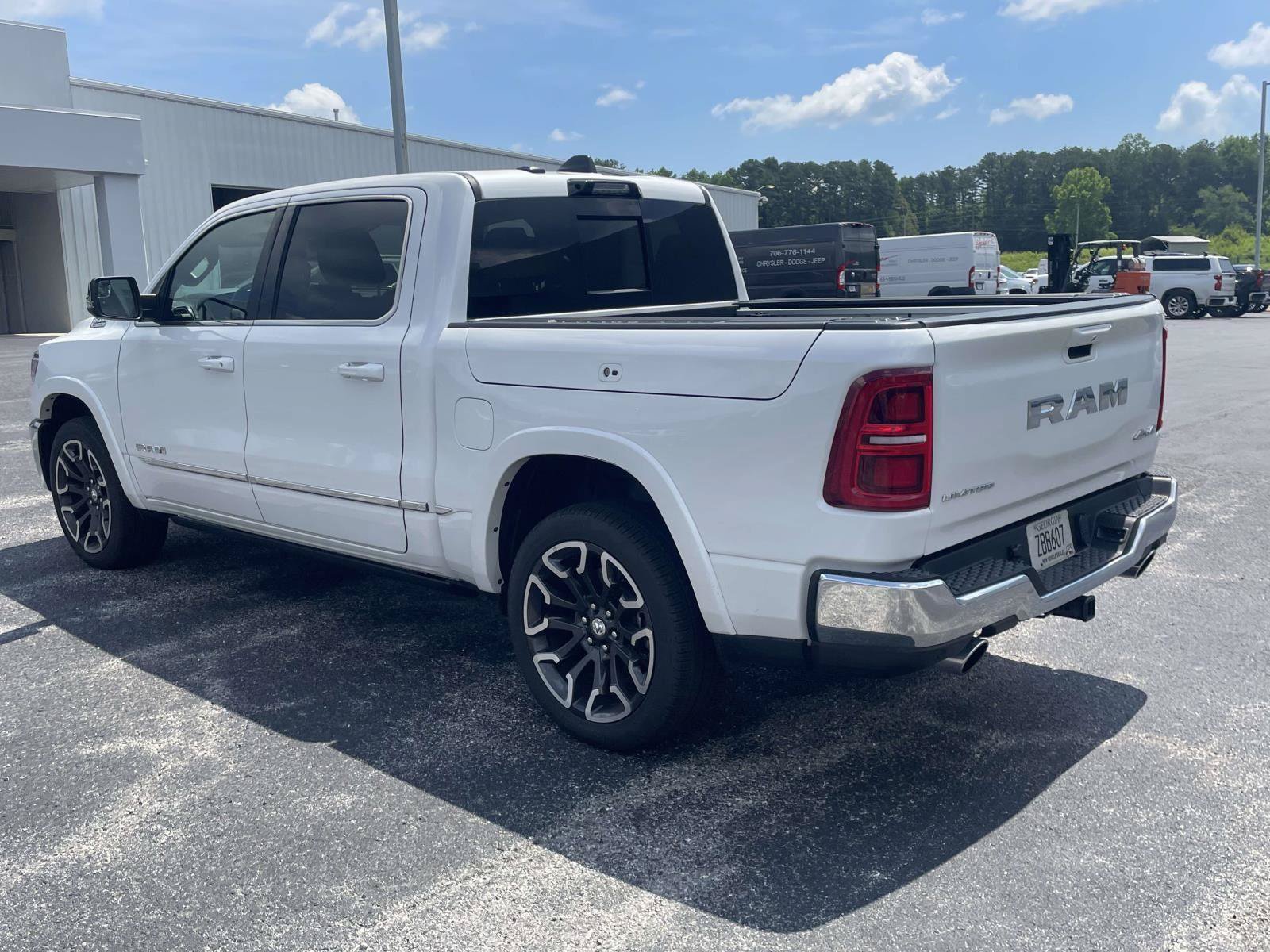 Certified 2025 RAM 1500 Limited AWD/4WD image 10