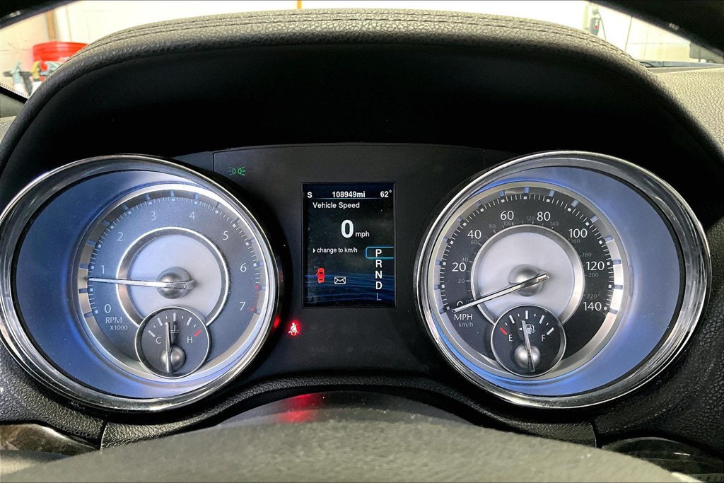 Used 2014 Chrysler 300 C w/ Beats Audio Group AWD/4WD image 13