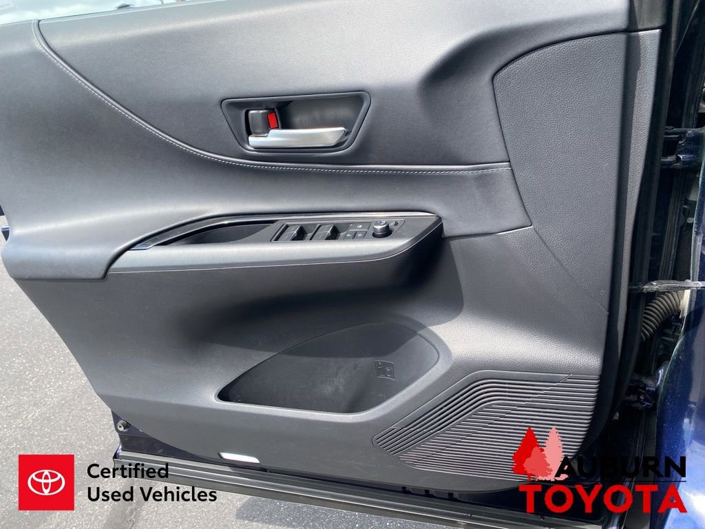 Certified 2024 Toyota Venza LE AWD/4WD image 32