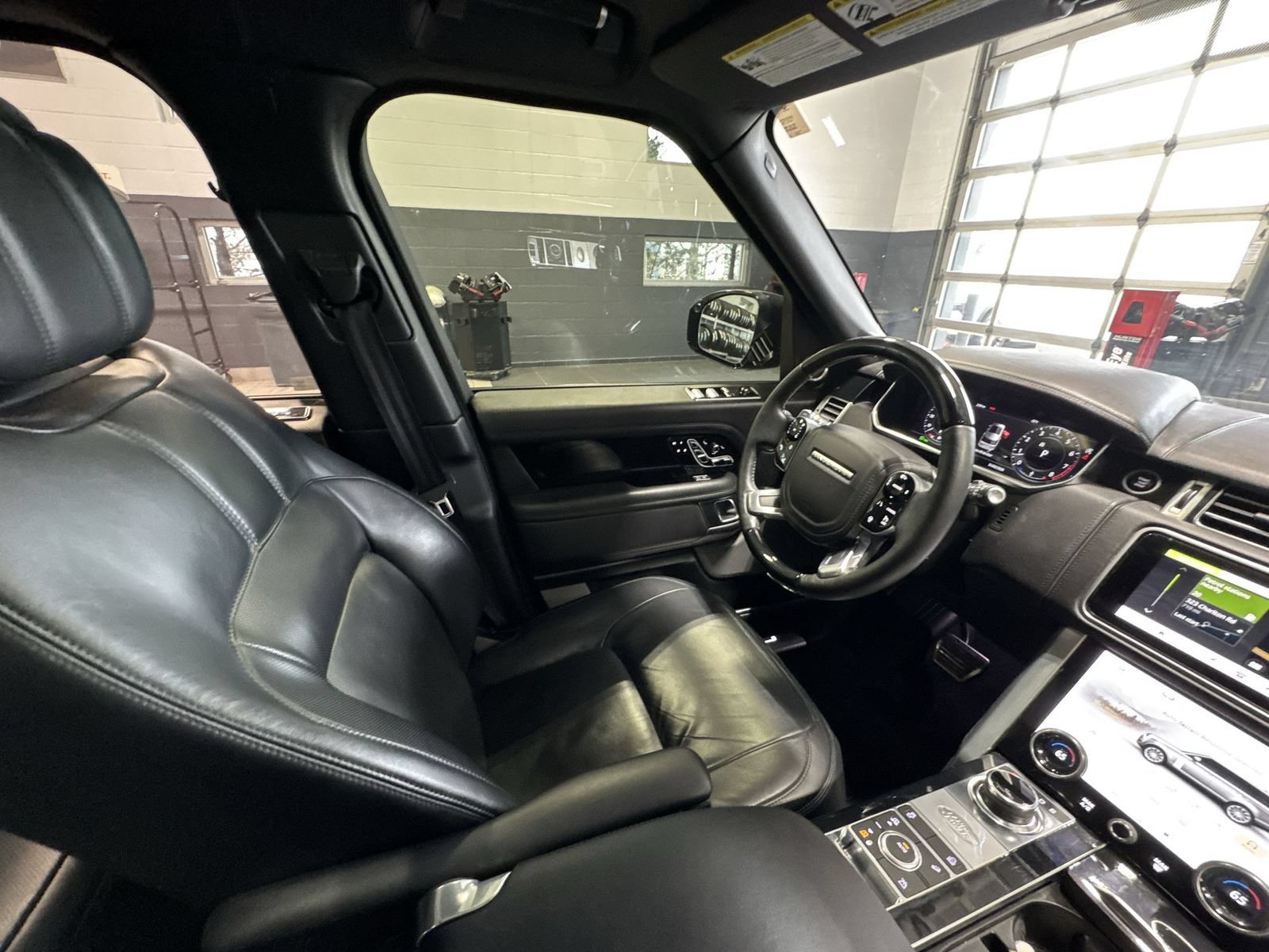Used 2019 Land Rover Range Rover Autobiography AWD/4WD image 8
