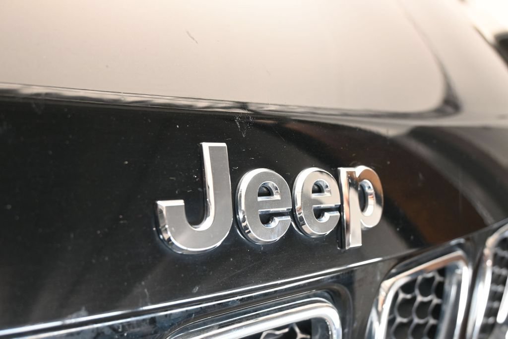 Used 2018 Jeep Compass Latitude w/ Popular Equipment Group AWD/4WD image 47