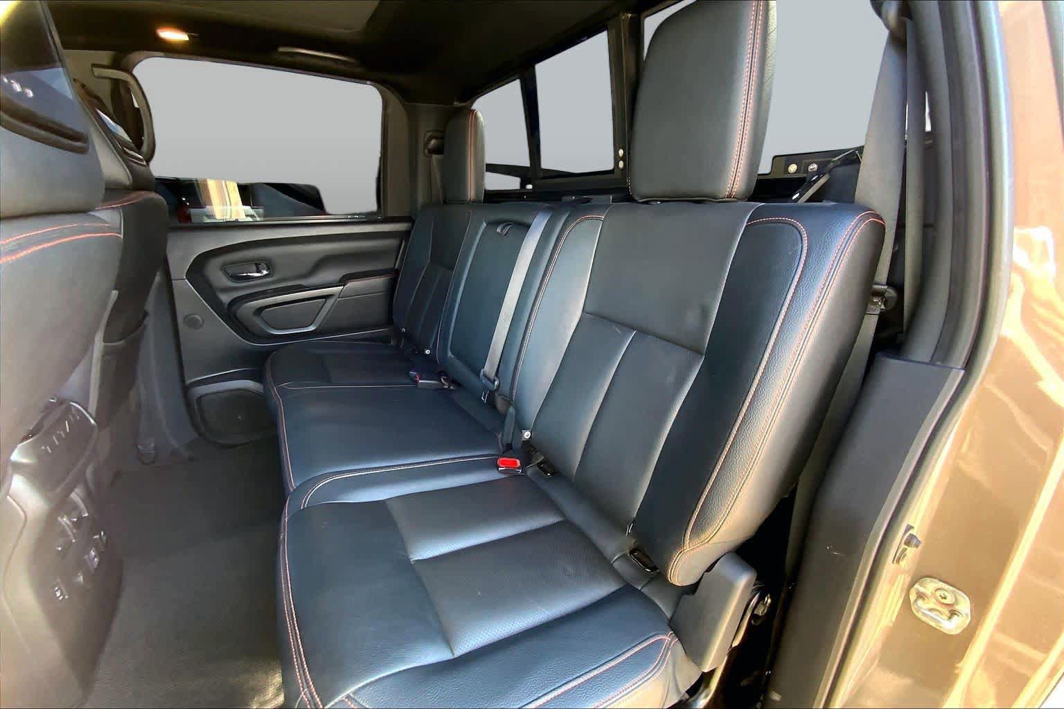 Used 2021 Nissan Titan PRO-4X w/ Pro-4x Convenience Package AWD/4WD image 20
