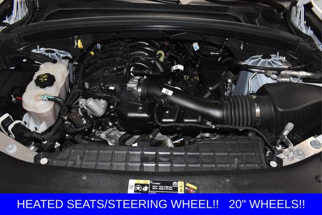 Used 2023 Jeep Grand Cherokee Altitude AWD/4WD image 10