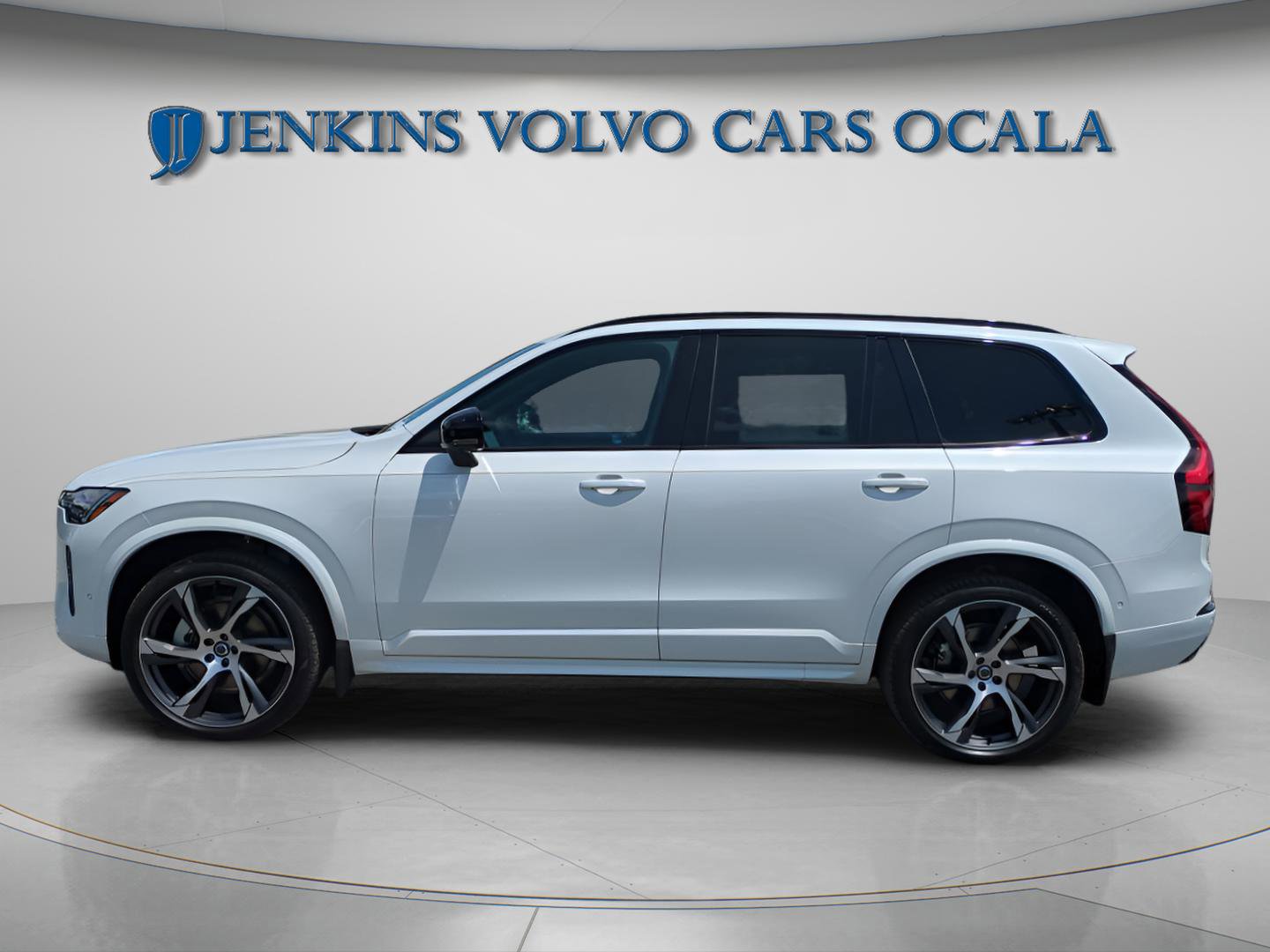 New 2026 Volvo XC90 B6 Ultra w/ Lounge Package image 5
