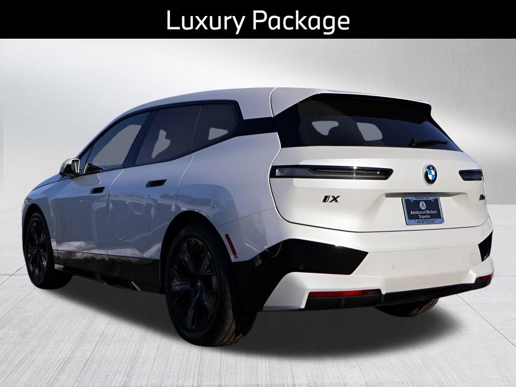 New 2025 BMW iX M60 image 7