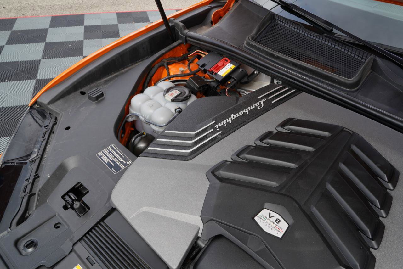 Used 2022 Lamborghini Urus AWD/4WD image 79