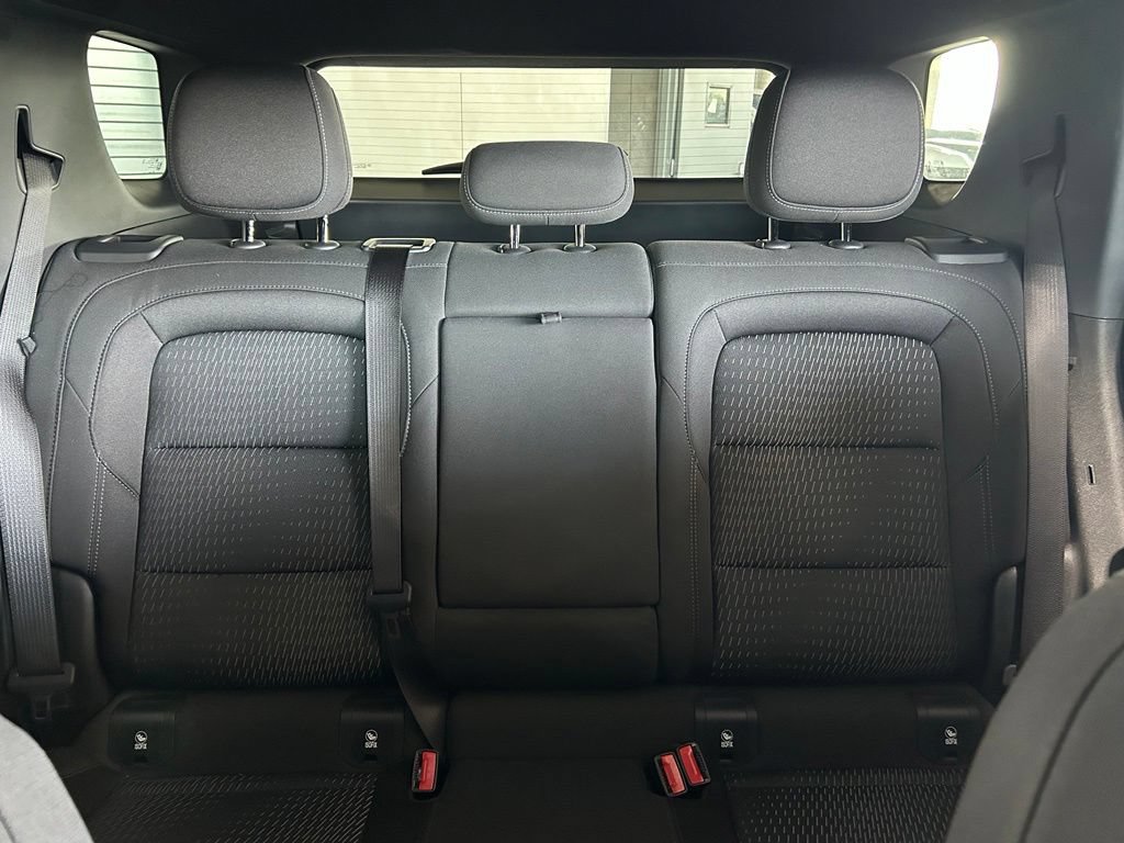Used 2026 Chevrolet Equinox LT FWD image 13