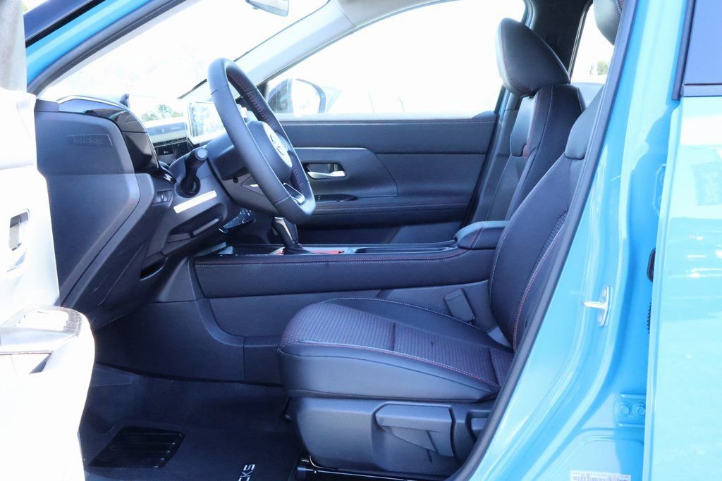 New 2026 Nissan Kicks SR w/ Cold Weather Package image 7