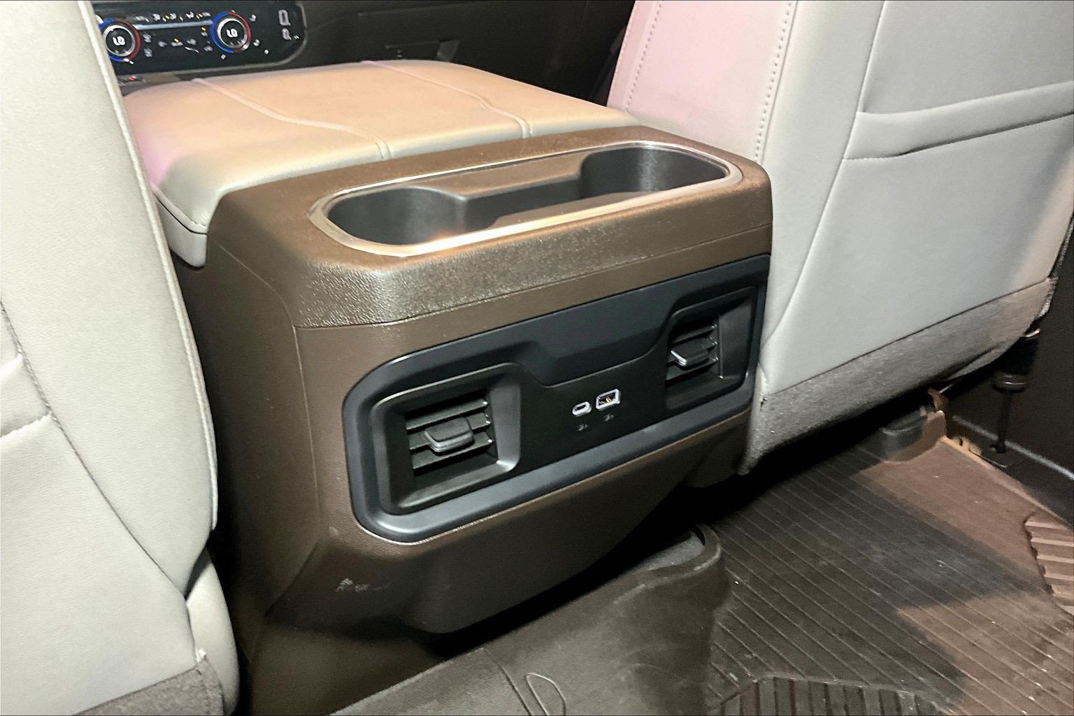 Used 2026 Chevrolet Silverado 1500 LT Trail Boss w/ LT Trail Boss Premium Package AWD/4WD image 12