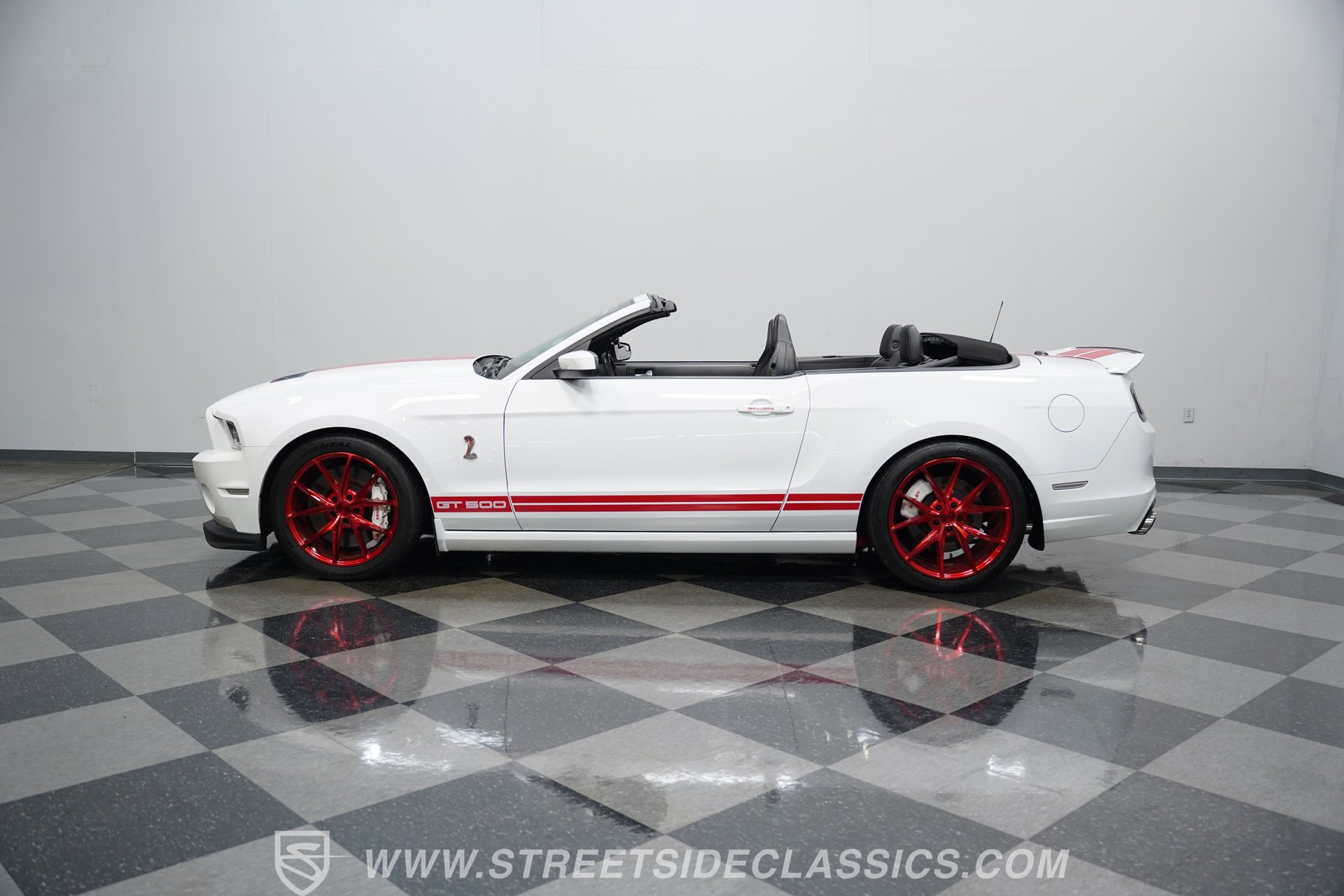 Used 2014 Ford Mustang Shelby GT500 w/ Equipment Group 821A image 7