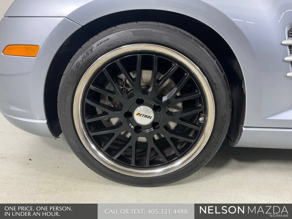 Used 2007 Chrysler Crossfire Limited RWD image 10