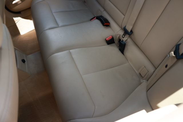 Used 2016 BMW 340i Sedan RWD image 13