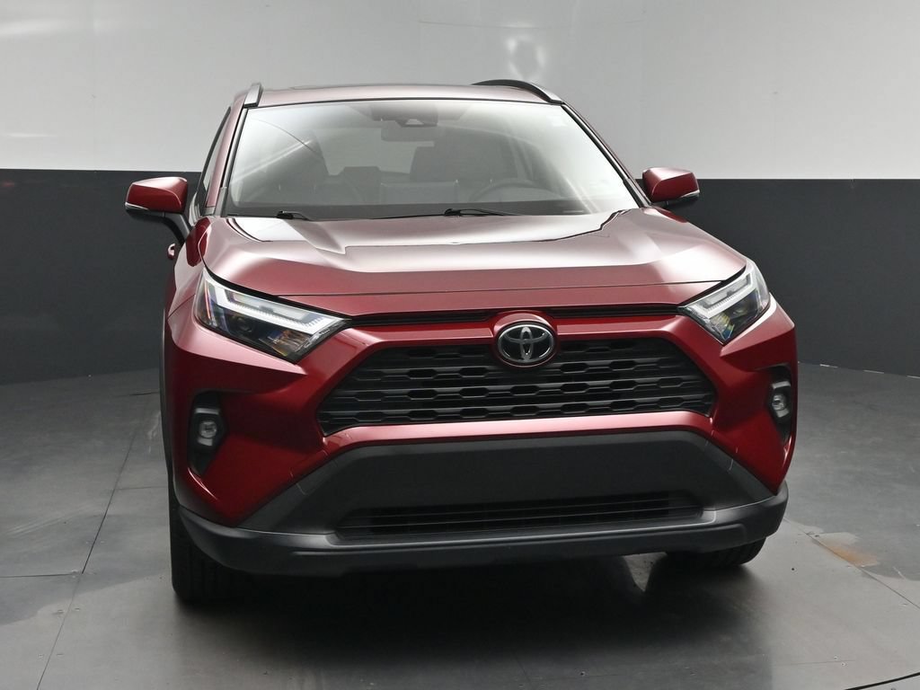 Used 2022 Toyota RAV4 XLE Premium FWD image 21