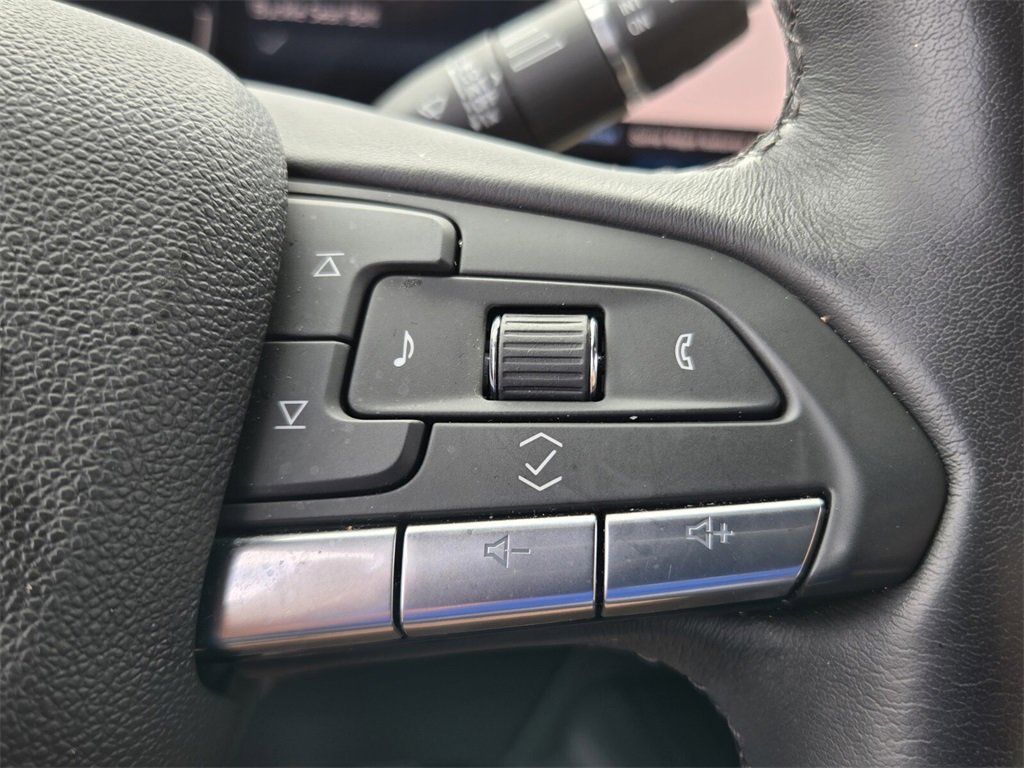 Used 2024 Cadillac XT4 Luxury w/ Cold Weather Package image 26