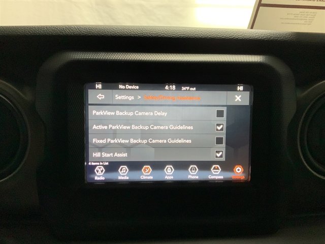 Used 2018 Jeep Wrangler Unlimited Sport S image 32