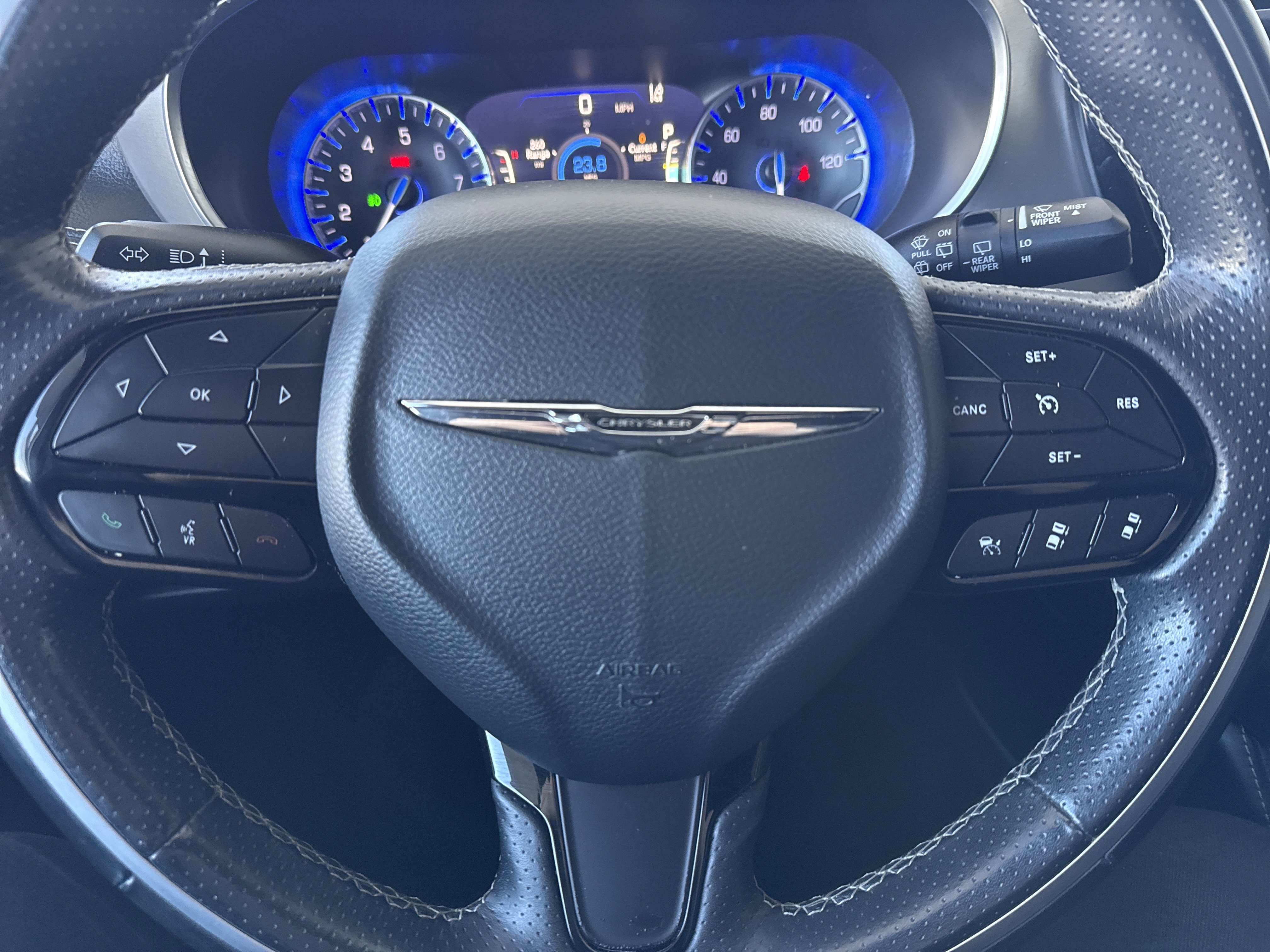 Used 2021 Chrysler Pacifica Limited w/ S Appearance Package image 38