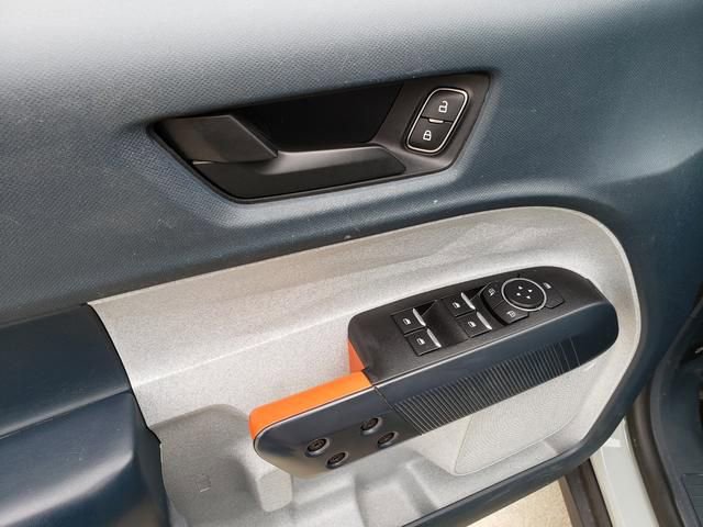 Used 2022 Ford Maverick XLT image 12