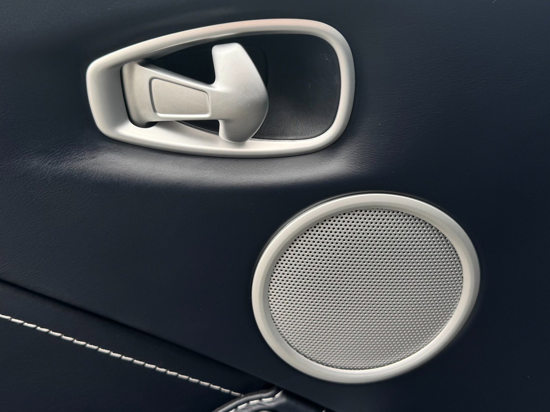 Used 2020 Aston Martin V8 Vantage Coupe image 59