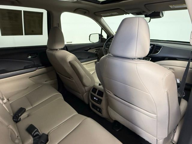 Used 2021 Honda Pilot Touring image 45