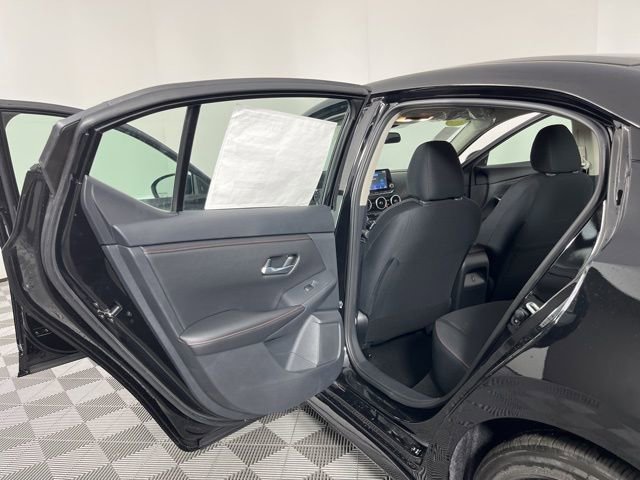 New 2025 Nissan Sentra SR w/ Midnight Edition image 38
