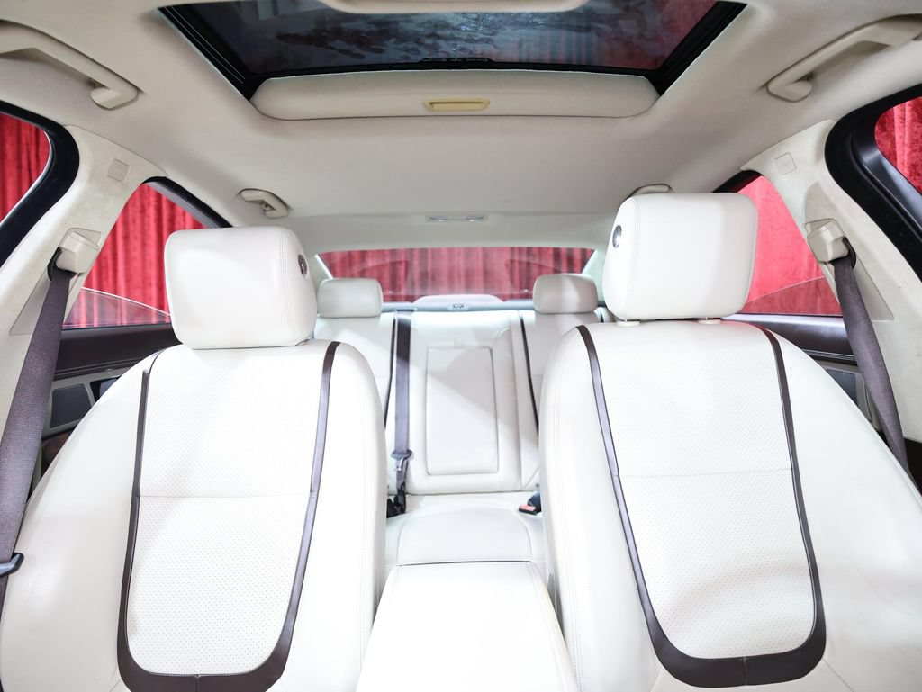 Used 2015 Jaguar XF Sport RWD image 24