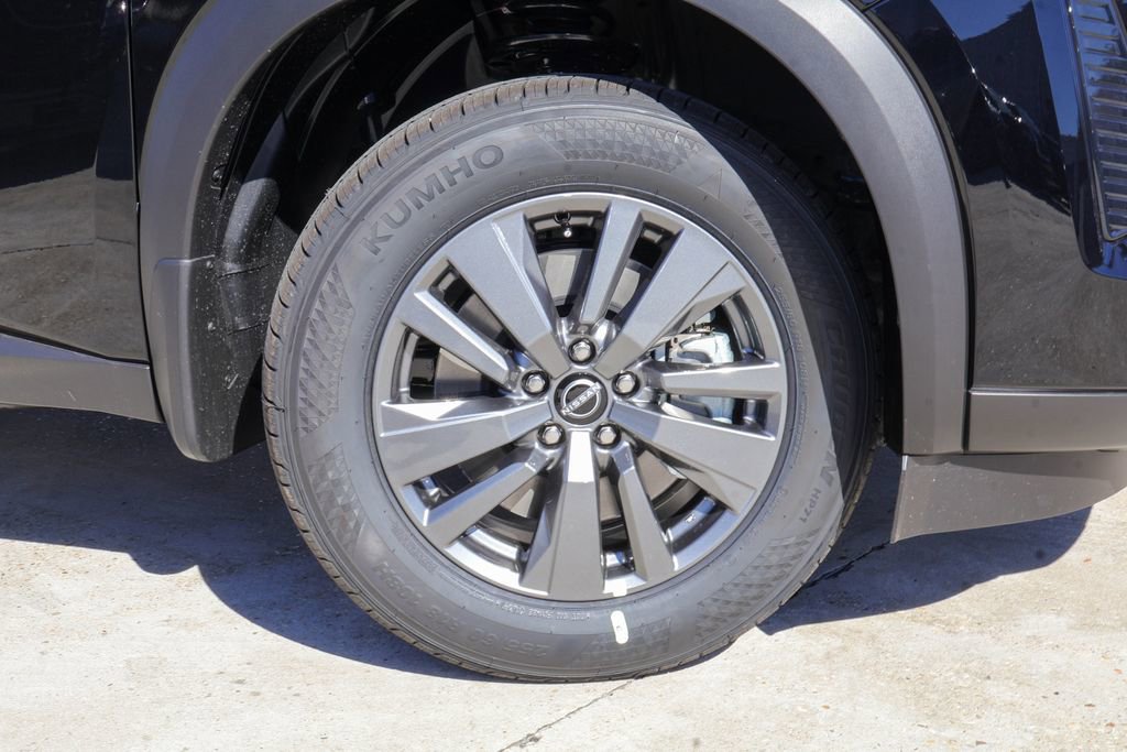 New 2026 Nissan Pathfinder SV image 16