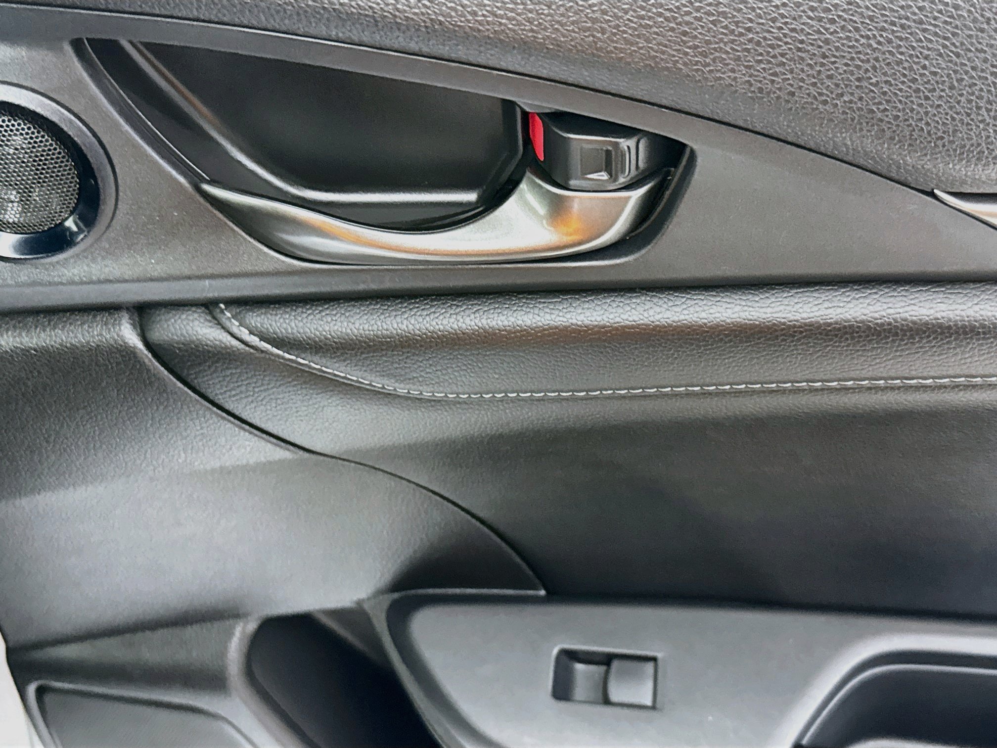 Used 2017 Honda Civic EX-L image 29