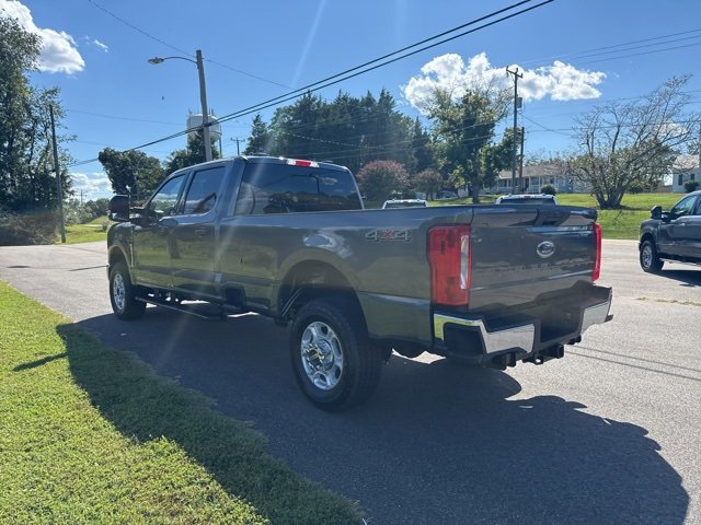 New 2026 Ford F350 XLT image 9