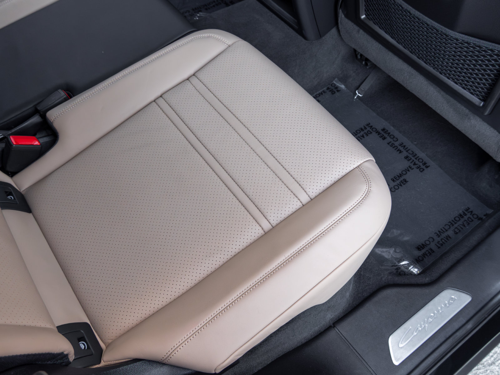 Certified 2026 Porsche Cayenne Coupe AWD/4WD image 49