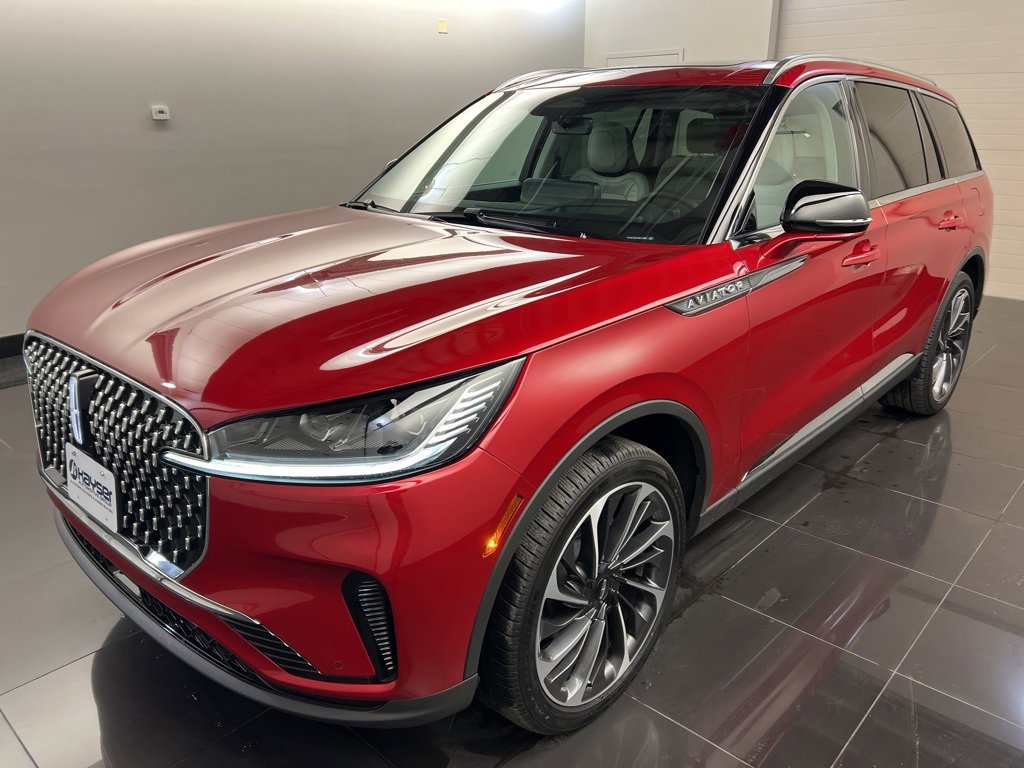 Used 2025 Lincoln Aviator Reserve w/ Equipment Group 201A image 3