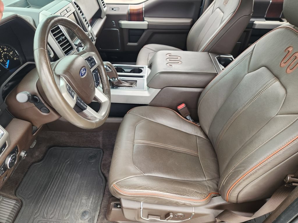 Used 2015 Ford F150 King Ranch w/ Equipment Group 601A Luxury AWD/4WD image 10
