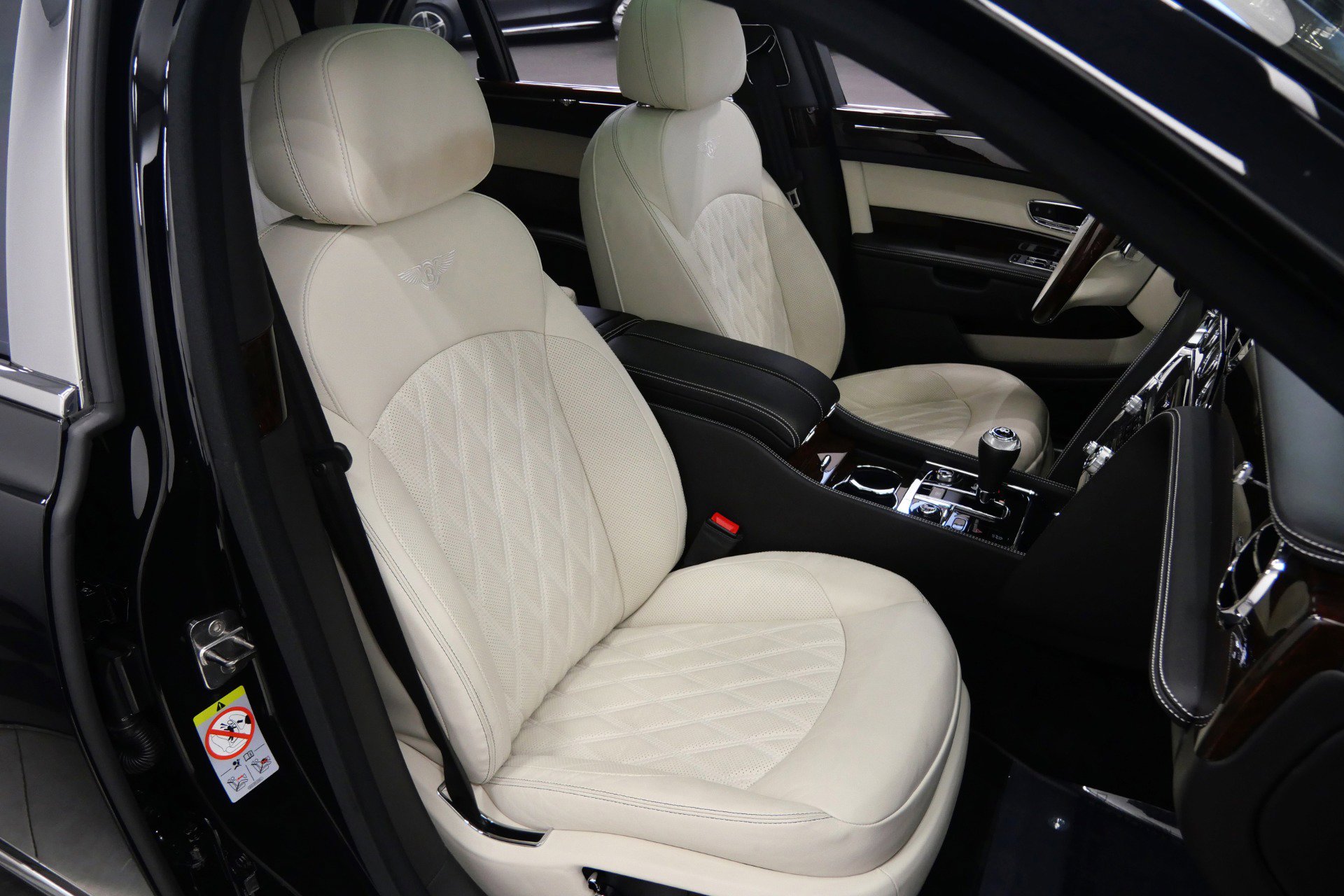 Used 2020 Bentley Mulsanne Speed RWD image 27