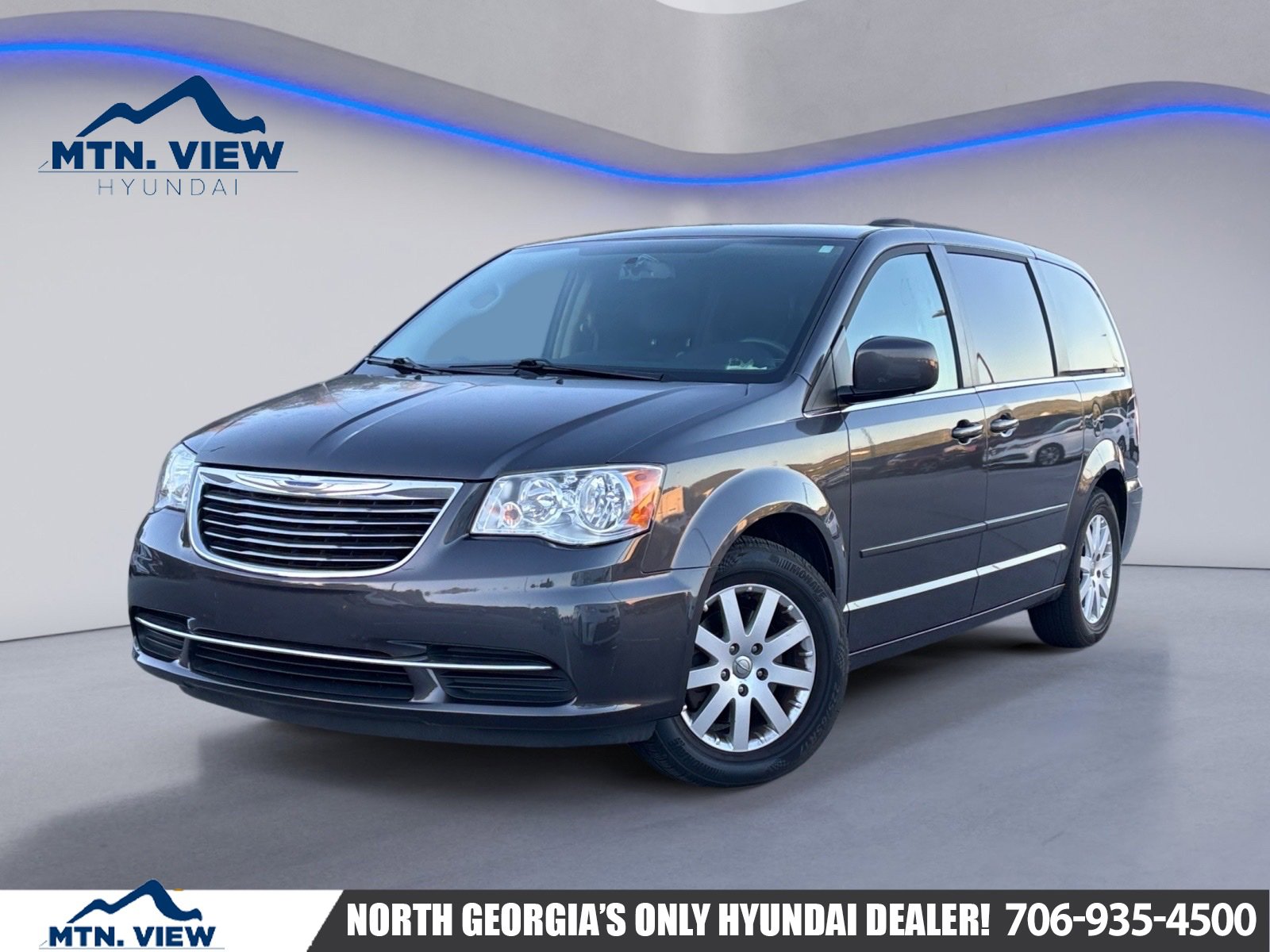 Used 2015 Chrysler Town & Country LX