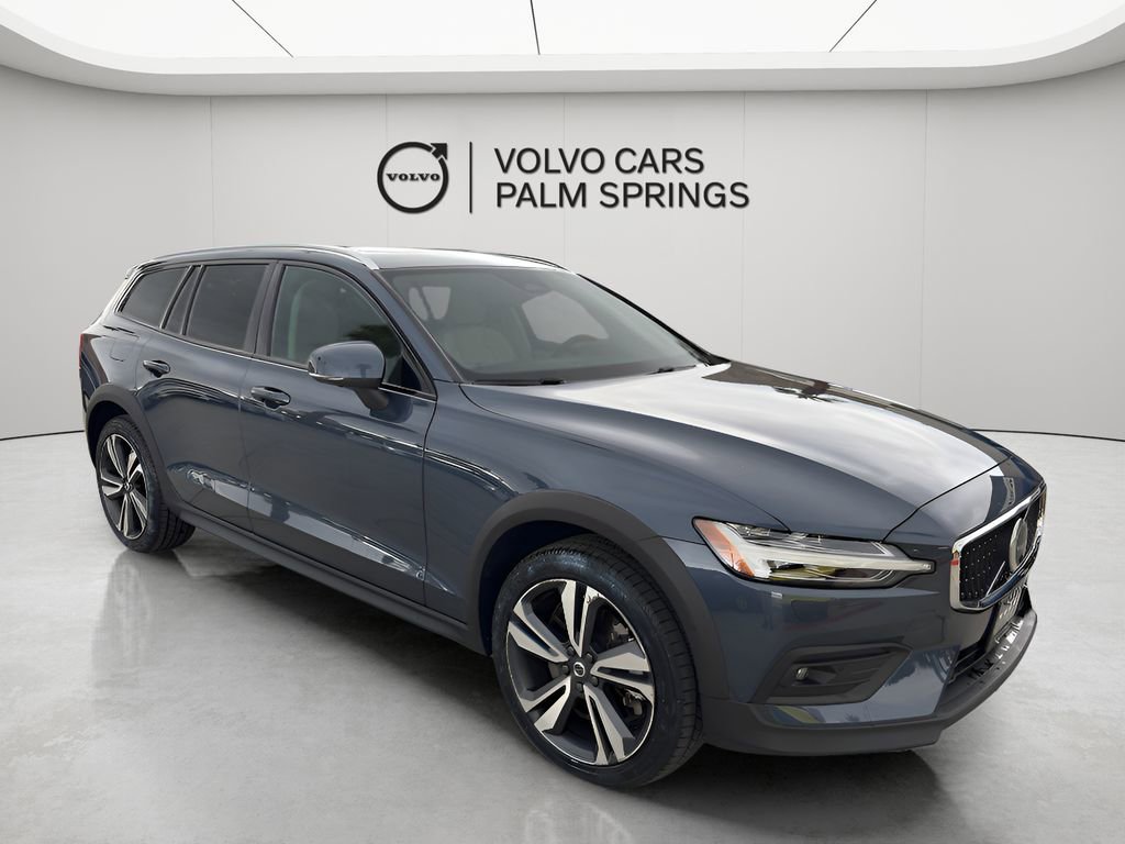 Used 2024 Volvo V60 B5 Cross Country Plus