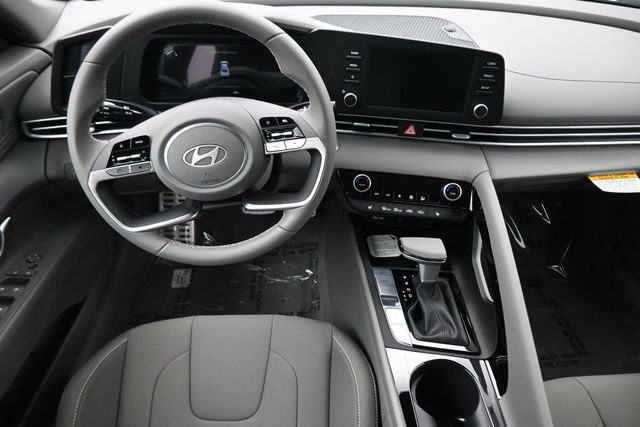 New 2026 Hyundai Elantra SEL Sport Premium FWD image 12