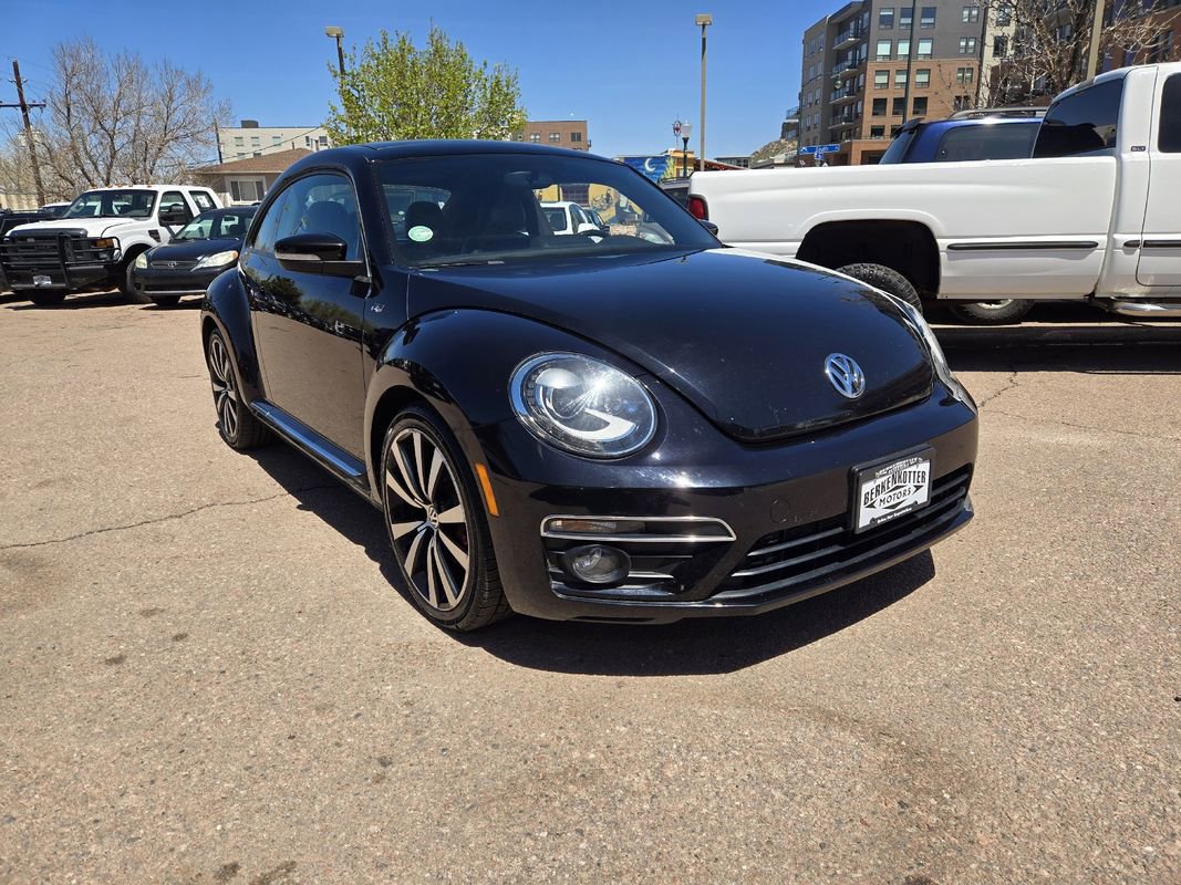 Used 2015 Volkswagen Beetle R-Line image 1