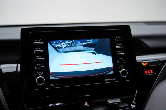 Used 2023 Toyota Camry SE FWD image 5