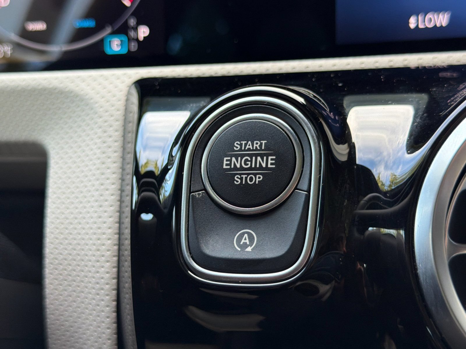Certified 2026 Mercedes-Benz CLA 250 4MATIC image 20