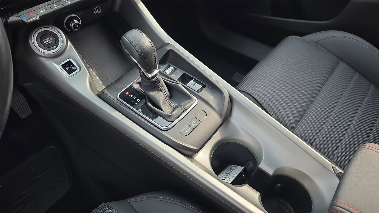 Used 2024 Dodge Hornet R/T w/ Tech Pack w/o Parking image 24