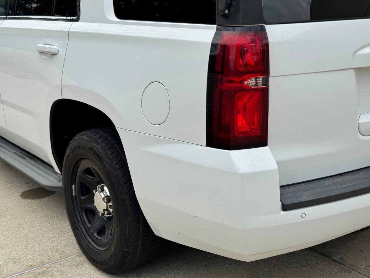 Used 2015 Chevrolet Tahoe 2WD w/ Remote Keyless Entry Package image 29