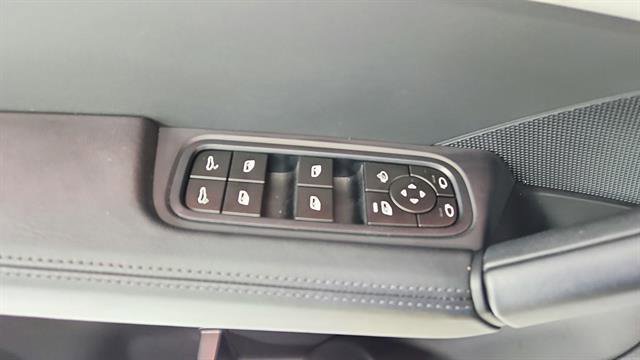 Used 2024 Porsche Cayenne S image 20