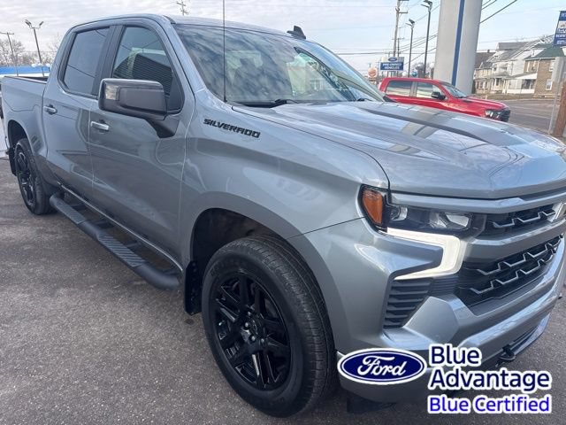 Used 2023 Chevrolet Silverado 1500 RST w/ Rally Edition AWD/4WD image 4