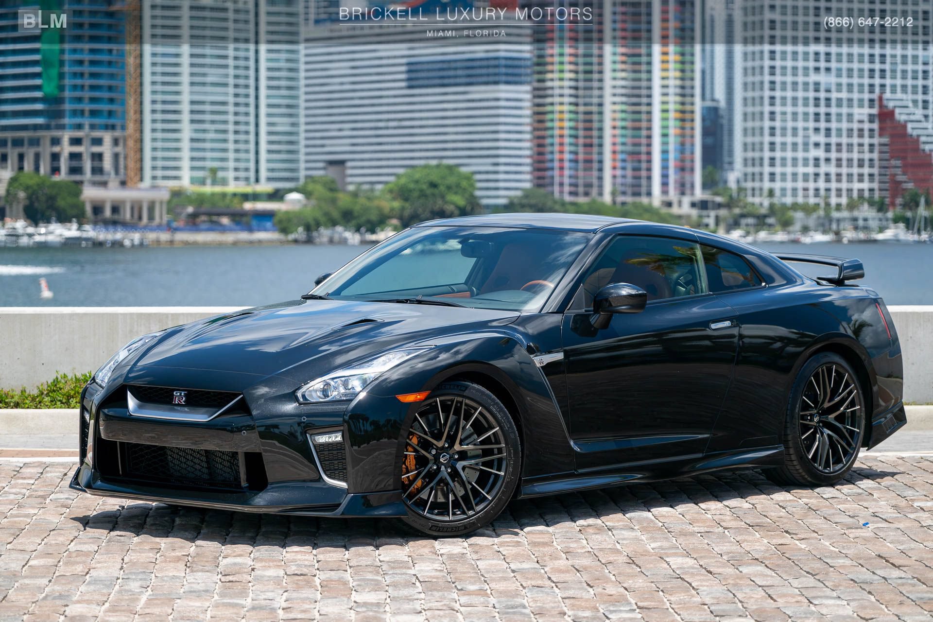 Used 2020 Nissan GT-R Premium w/ Premium Interior Package AWD/4WD image 10