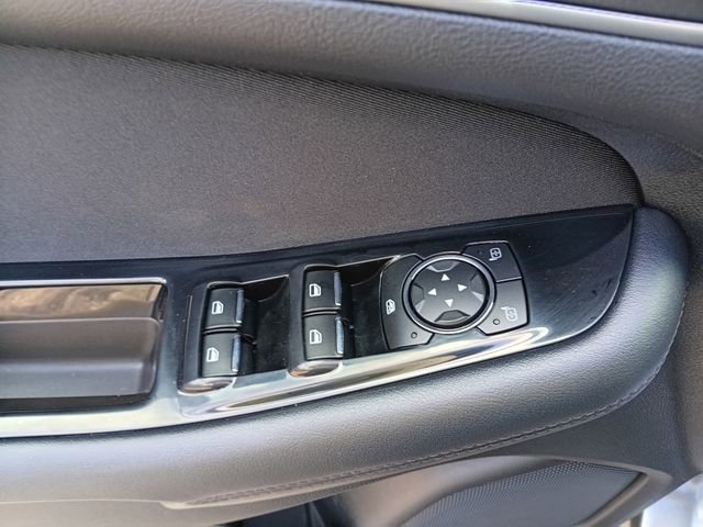 Used 2016 Ford Edge SEL AWD/4WD image 14