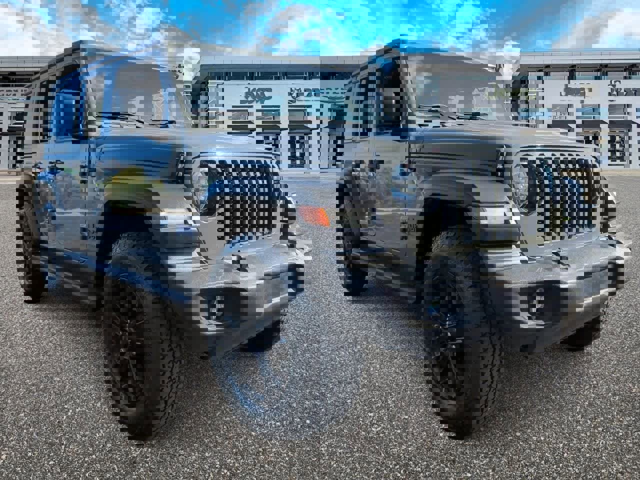 Used 2019 Jeep Wrangler Unlimited Sport image 2